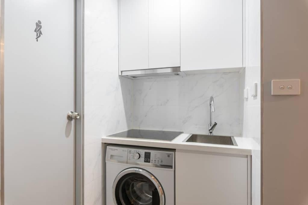 1 Private Double Bed In Sydney Cbd Near Train Uts Darlinghar&Icc&C Hinatown Hotel Kültér fotó